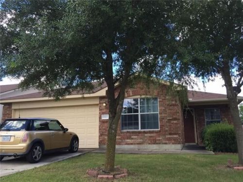 18113 Canopy Ln, Webberville, TX 78653-3764