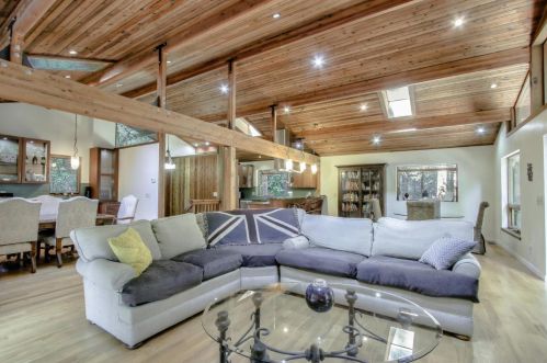 680 Dove Ln, Watsonville, CA 95076-0183