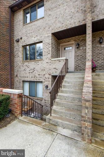 3739 Madison Ln, Falls Church, VA 22041-3644