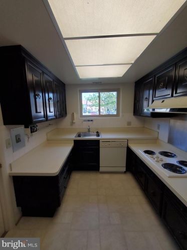 3623 Leisure World Blvd, Silver Spring MD 20906-1716 exterior