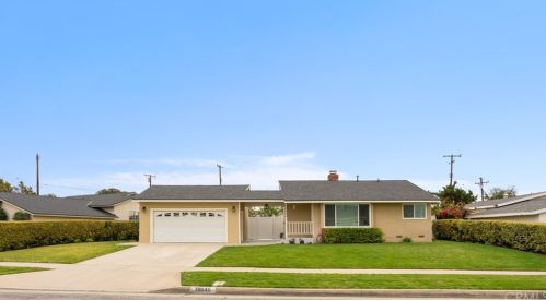 18646 Gallarno Dr, Covina, CA 91722-1924