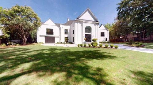 3206 Arden Rd, Atlanta GA  30327-1262 exterior