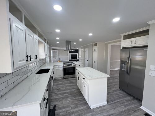 750 Southland Blf, Stone Mountain, GA 30087-7108