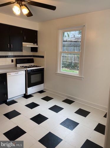 2909 Randolph Rd, Silver Spring MD  20902-1245 exterior