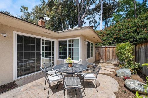10 Cherry, Irvine CA  92612-2313 exterior