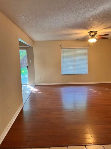 1620 Cedar Keys Dr, Lewisville TX  75067-5122 exterior