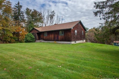 136 Hill Rd, Torrington, CT 06790-5834