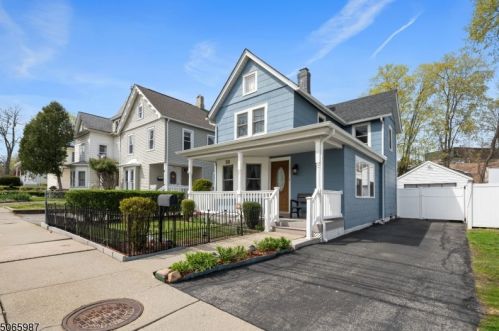 30 Kiel Ave, Kinnelon, NJ 07405-1341