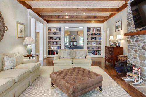 2839 Dover Rd, Atlanta GA  30327-1209 exterior