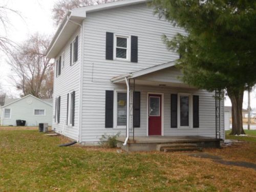 204 Paris St, Catlin, IL 61817-6500