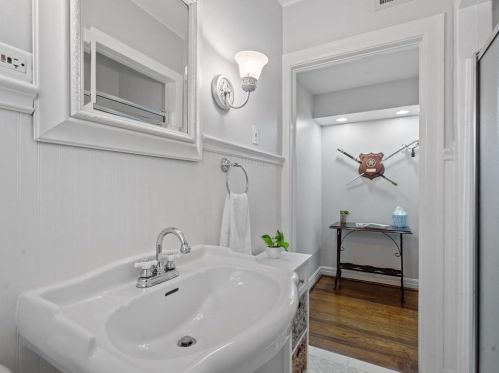 6116 Locke Ave, Fort Worth TX  76107-5515 exterior