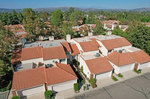609 Murfield Ct, Fullerton, CA 92835-2775