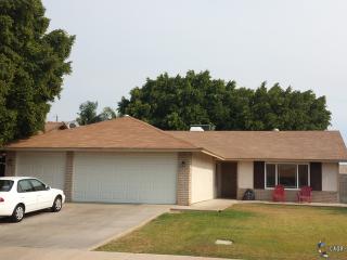 218 Jones St, Brawley, CA 92227-1425