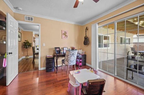 9685 Randolph St, Riverside CA  92503-1185 exterior