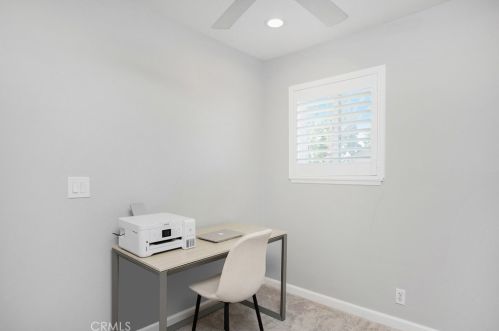 19745 Keswick Ln, Huntington Beach CA  92646-4246 exterior