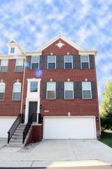 755 Ivy Ln, Carmel IN  46032-4668 exterior