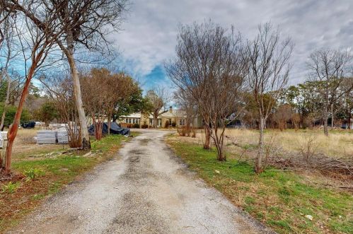 7716 Chapin Rd, Fort Worth TX  76116-6604 exterior