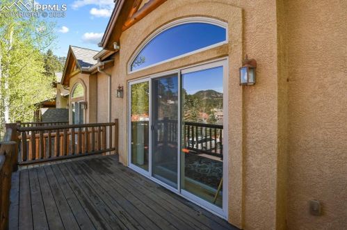 133 Elk Grove Ln, Woodland Park CO 80863-9171 exterior