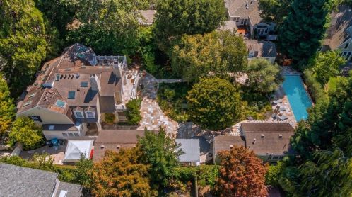 1025 Lincoln Ave, Palo Alto, CA 94301-3046
