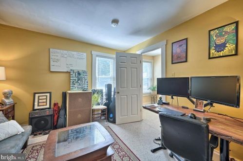 38 Vine St, Lancaster PA  17602-3549 exterior