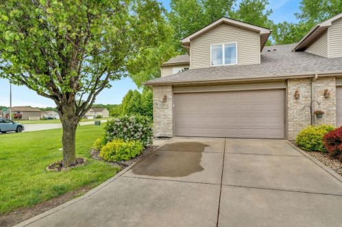 1767 Amber Dr, Hobart, IN 46342-6501