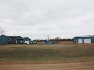 7900 Viking Dr, Bismarck, ND 58501-8643