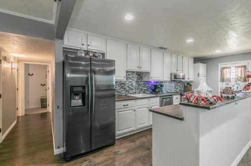 6440 Buckingham Trl, Fort Worth TX  76182-5005 exterior