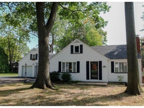 3300 Stahl Ave, Massillon OH  44646-2257 exterior