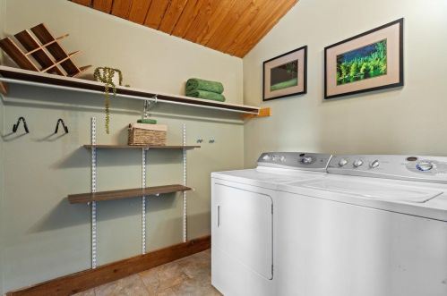3102 Silver Strike, Truckee CA  exterior