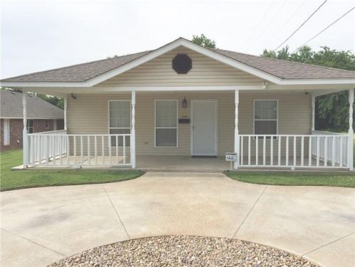 610 Seymour St, Shawnee, OK 74801-5934
