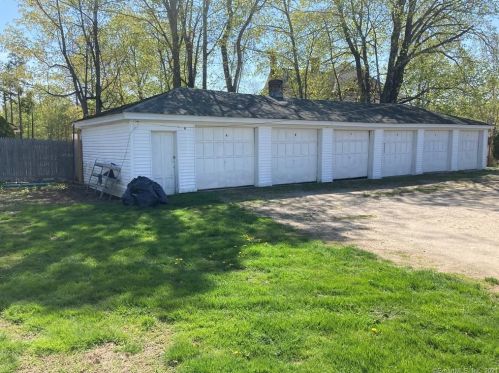 4 Pleasant St, Killingly CT  06241-1605 exterior
