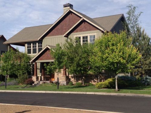 547 Cottonwood St, Black Butte Ranch, OR 97759-2617