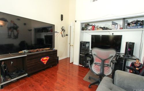 227 Coffman St, Anaheim CA  92805-7100 exterior