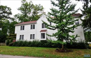 43 Norman Pl, Tenafly NJ  07670-2521 exterior