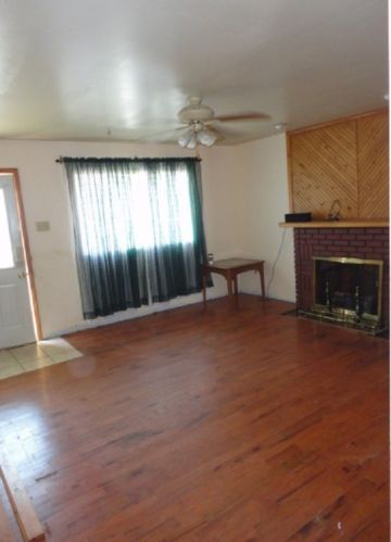 148 Lyon Ave, Rochester, PA 15074-1412