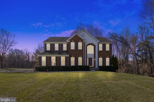 5052 Ridgeview Ct, Jeffersonton, VA 22724-2175