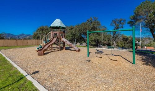 1750 Citracado Pkwy, Escondido CA  92029-4100 exterior