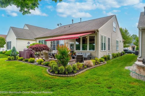 50 Oakmont Ln, Jackson Twp, NJ 08527-4019