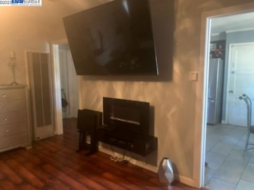 460 Whittier Ave, Tracy, CA 95376-2534