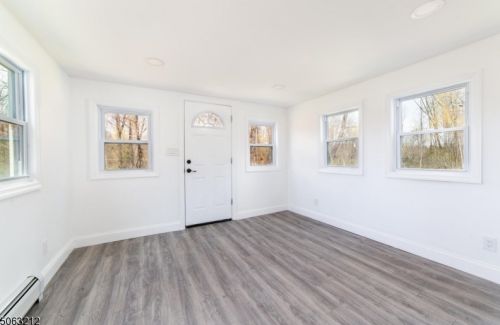 337 Church Rd, Sparta, NJ 07871-3307
