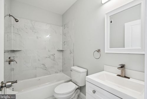 624 42 St, Philadelphia PA 19104-1468 exterior