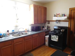 5615 Drake Ave, Chicago IL  60659-4419 exterior