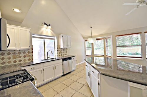 1011 Briargate Dr, Austin TX  78753-2048 exterior