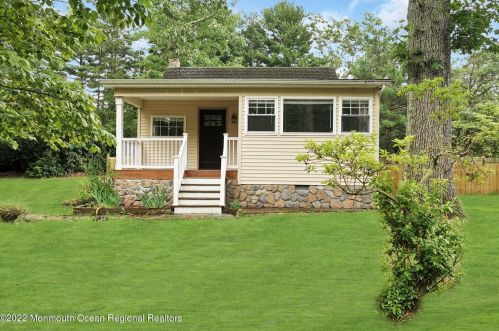 167 Ross Ln, Jackson Twp, NJ 08527-4611