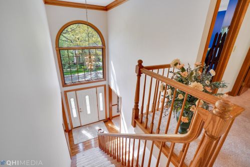 425 Harper Dr, Barrington Hills, IL 60102