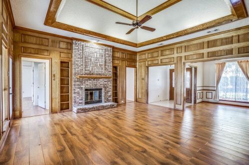 7328 Frankford Rd, Dallas, TX 75252-6348