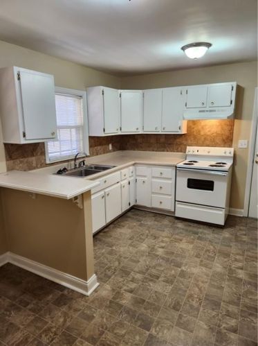 3208 Fulton Ave, Atlanta GA  30354-1459 exterior