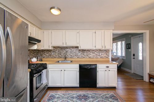 8743 Stockton Ave, Camden NJ  08109-3734 exterior