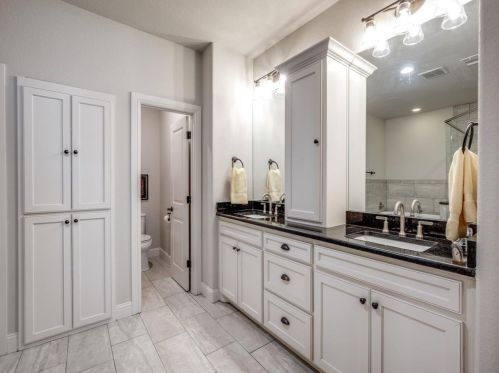 2725 6 Ave, Fort Worth TX  76110-3010 exterior