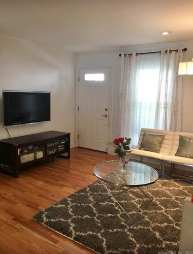 38 Stuart Ave, Norwalk, CT 06850-3574